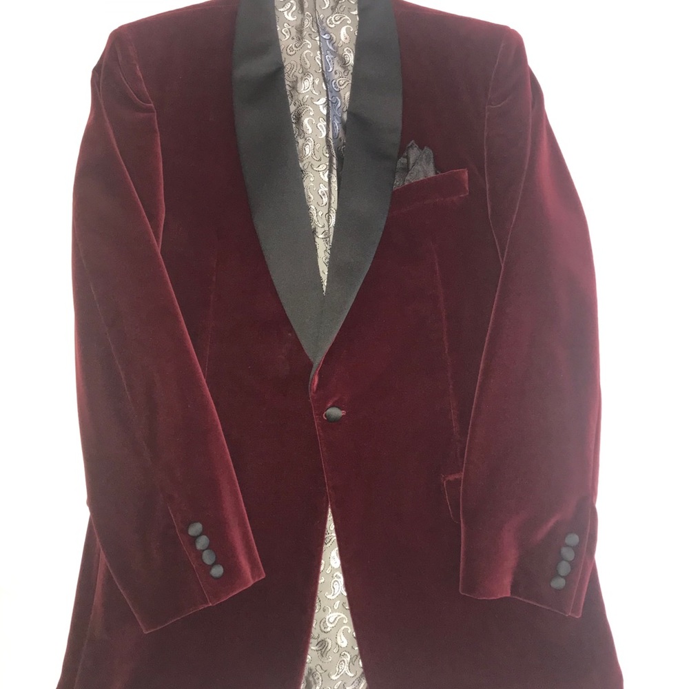 Hickey Freeman Beacon Velvet Dinner Jacket